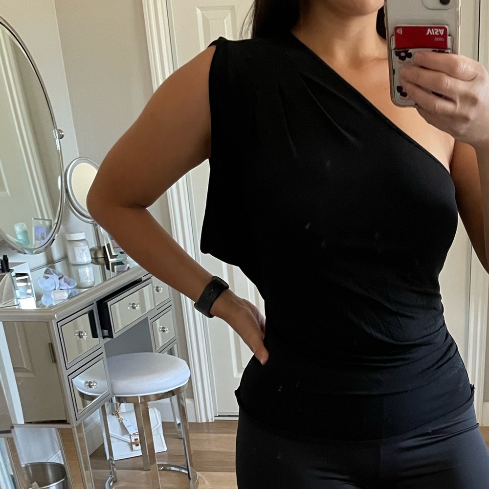 One Shoulder Top